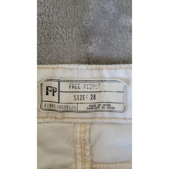 Women's Free People Colorful Splattered White Skinny Jeans - Picture 3 of 4
